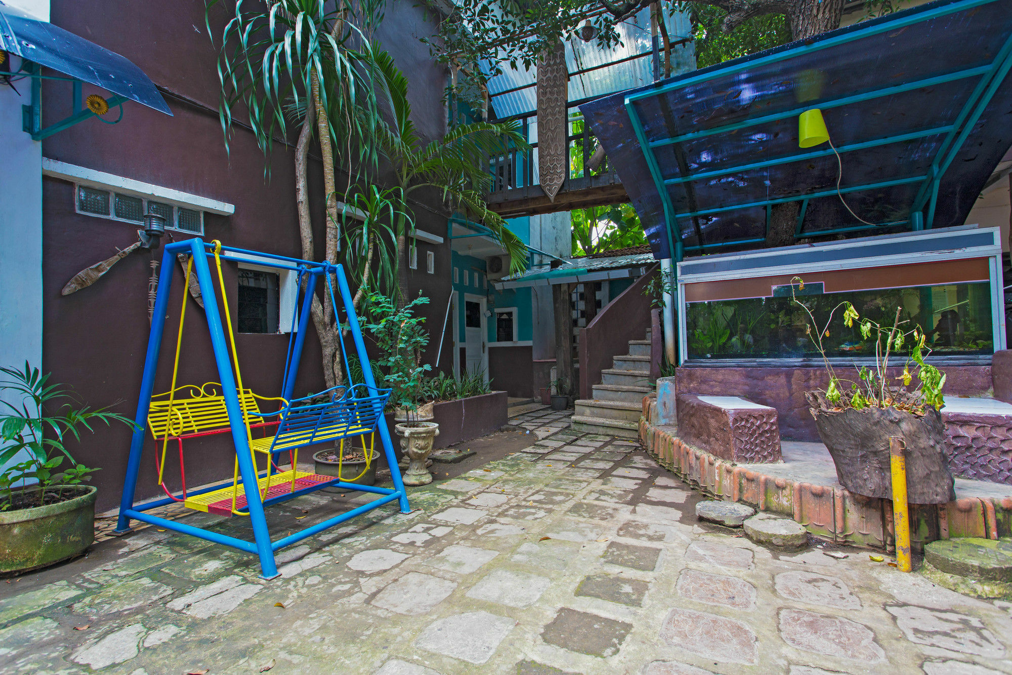 Reddoorz @ Pesanggrahan Mencil エクステリア 写真